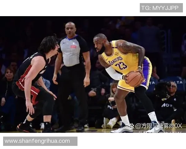 2019年4月2日NBA精彩对决爵士队与黄蜂队的激烈较量回顾